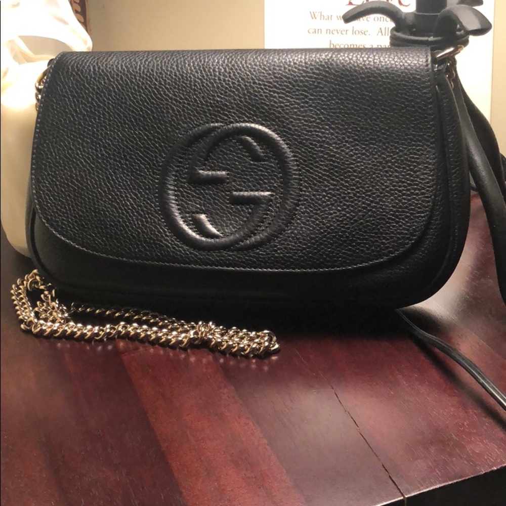 Authentic Beautiful Gucci Soho Chain Crossbody